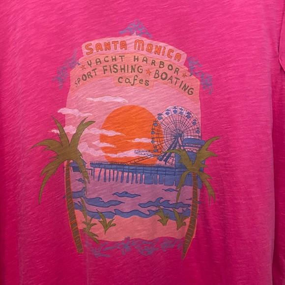 torrid Hot Pink Santa Monica Graphic Sleeveless Tank - Picture 2 of 6